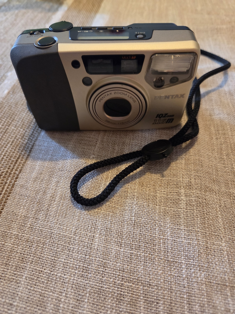 VTG PENTAX CAMERA WITH CASE EUC